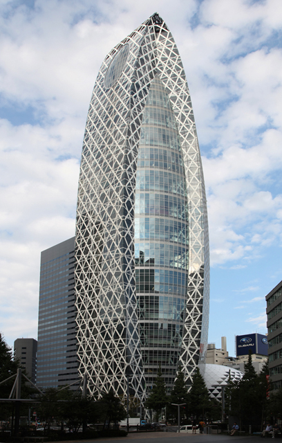 モード学園コクーンタワー（地上高：203.65m）